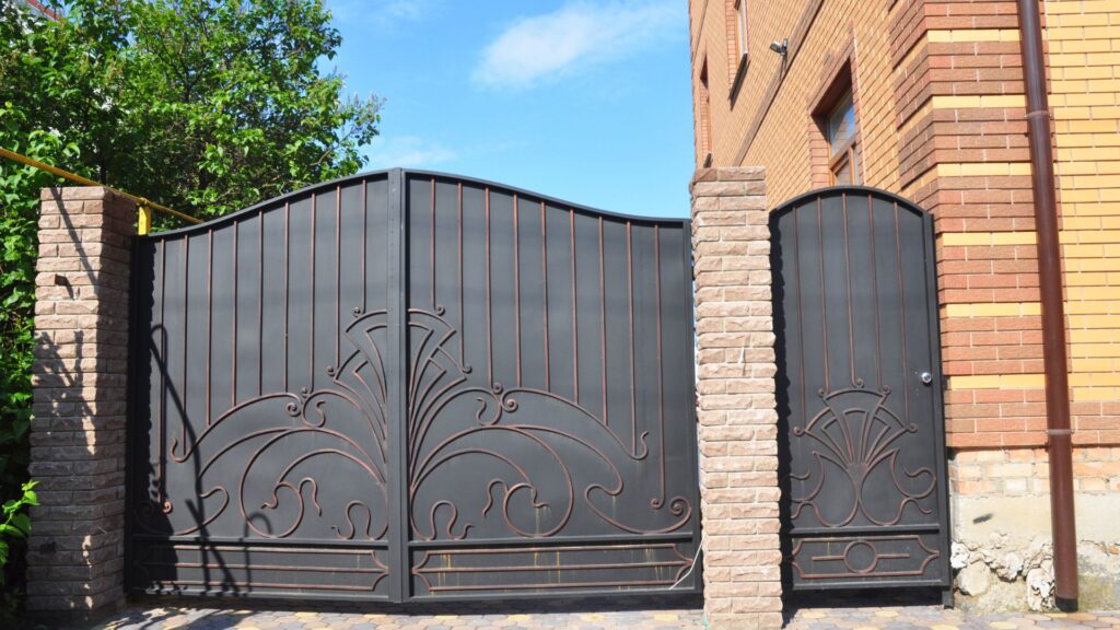 Metal Gates